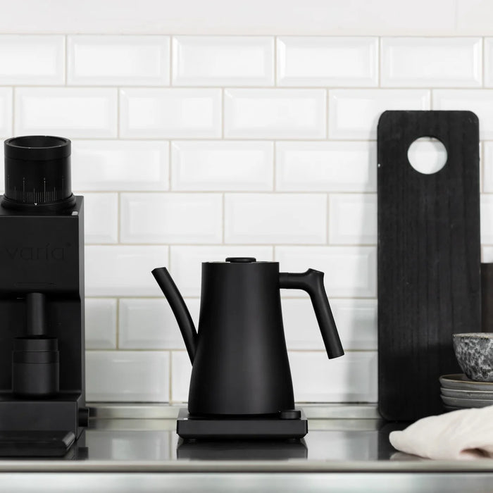 Varia AURA Smart Kettle 1.5L 1200W OLED display White