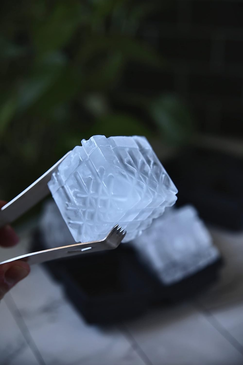 Cocktail Ice Crystal - Peak Ice Works Chorcoal | قالب الثلج الكرستالي للكوكتيل