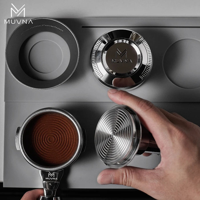 MUVNA V2 Spring-Loaded Espresso Tamper 30 lbs – 58.35mm | مكبس قهوة MUVNA V2 بضغط نابضي 30 رطلاً – مقاس 58.35 مم