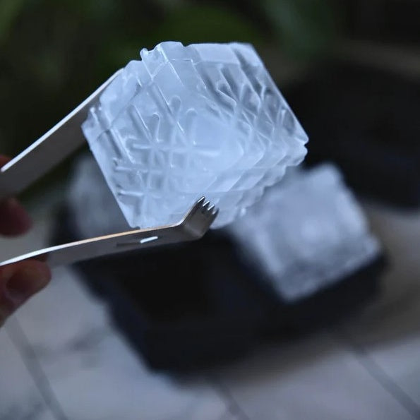 Cocktail Ice Crystal - Peak Ice Works Chorcoal | قالب الثلج الكرستالي للكوكتيل