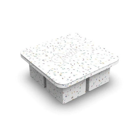 Extra Large Cube Tray - Peak Ice Works speckled White | قالب مكعبات الثلج الكبيرة - بيك آيس ووركس - أبيض