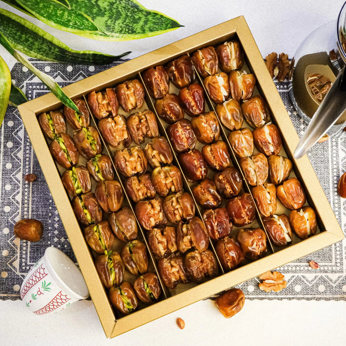 Qetaf - Selection of luxurious dates stuffed with nuts and butter No 1