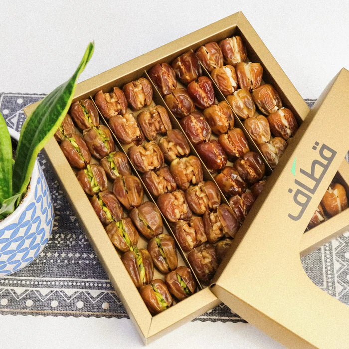 Qetaf - Selection of luxurious dates stuffed with nuts and butter No 1