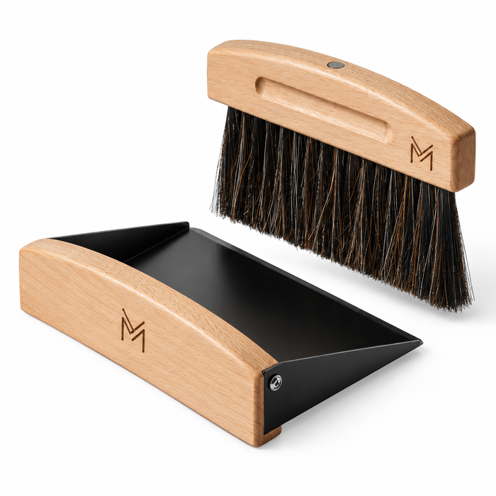 MUVNA Magnetic Coffee Grounds Cleaning Brush & Dustpan Set – Black | طقم تنظيف القهوة المغناطيسي MUVNA مع فرشاة ومجرفة – أسود