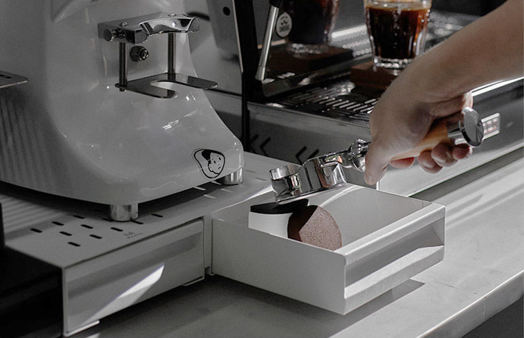 Product Name: MUVNA Double Drawer Espresso Knock Box – White| اسم المنتج: صندوق تفريغ بقايا الإسبريسو بدرجين من MUVNA – ابيض