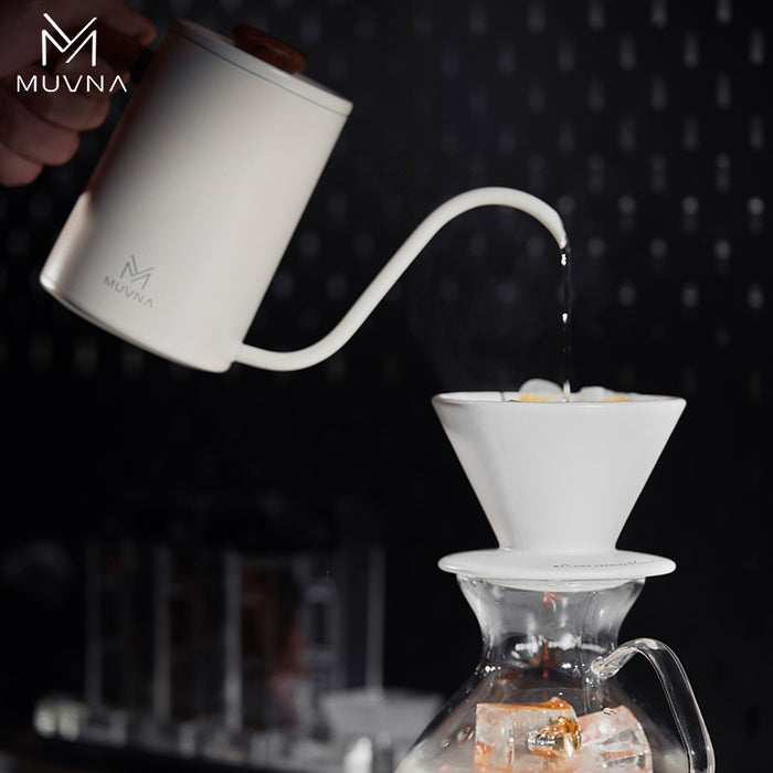 MUVNA Gooseneck Pour Over Kettle 600ml – White | إبريق تقطير القهوة موفنا 600 مل – أبيض