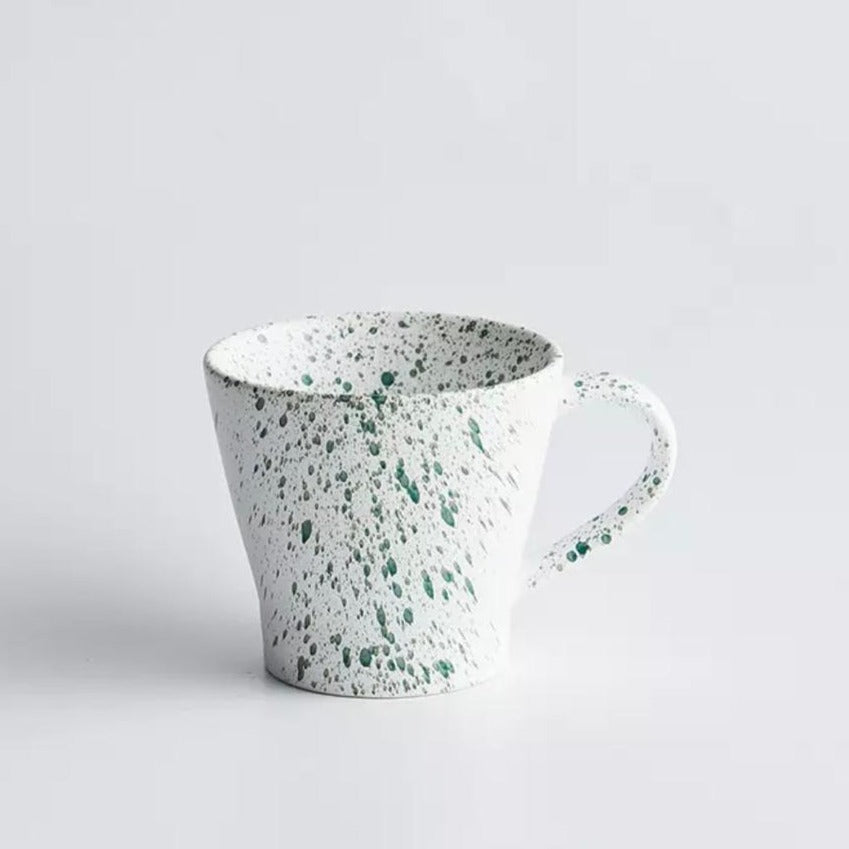 Grey stone - Ceramic coffee mug - white & green 350 ml | كوب قهوة سيراميك - ابيض و اخضر 350مل